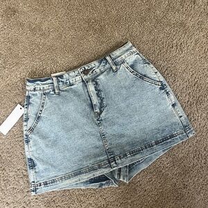 Light denim skort, brand new